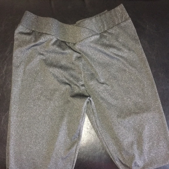 Workout leggings - Picture 1 of 3